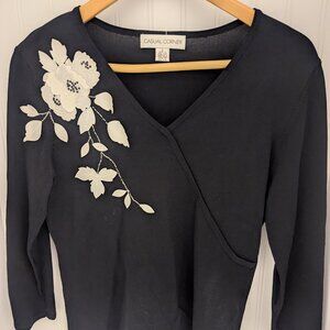 V NECK  LONG SLEEVE SWEATER "NWOT"- Size Small